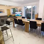 Arode Ovidius Villa *